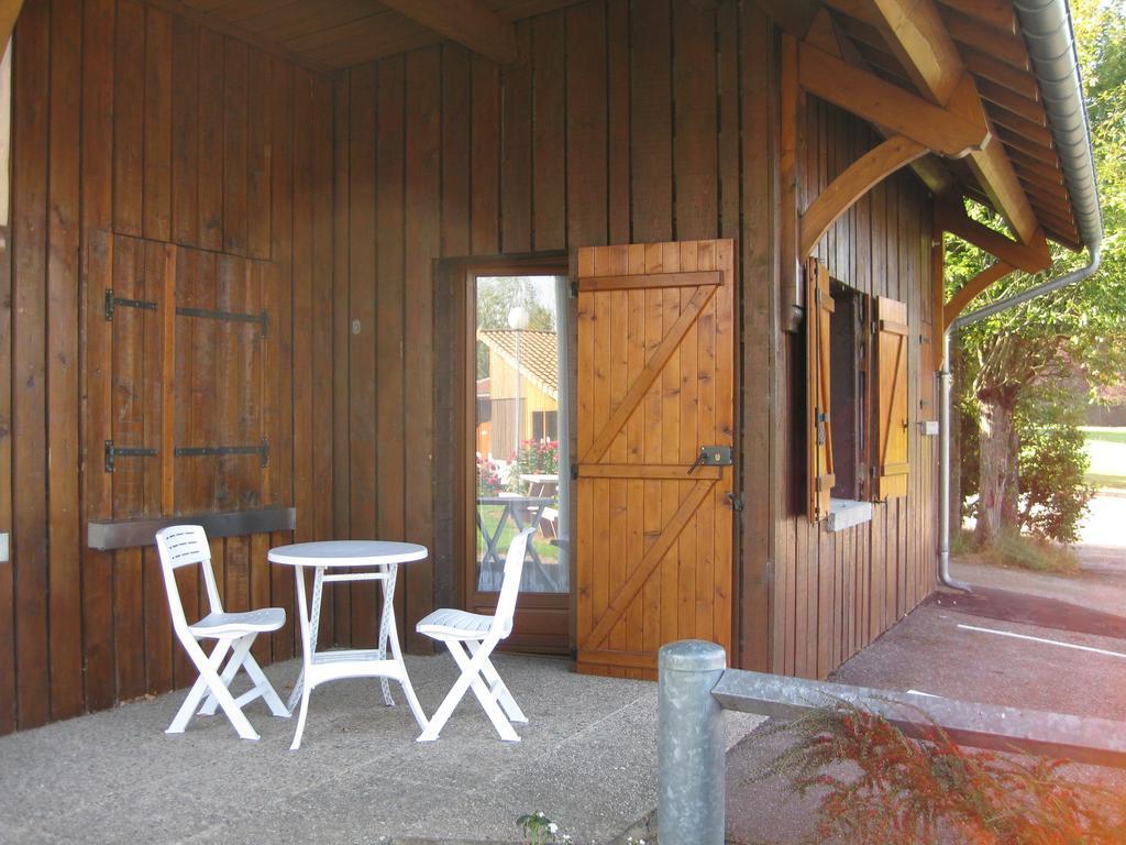 Camping Porte Des Vosges Bulgnéville Pokój zdjęcie